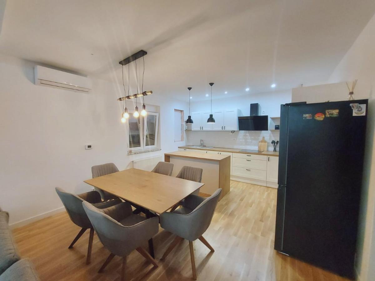 Apartman Konfidenca 比奥格勒·纳·莫鲁 外观 照片