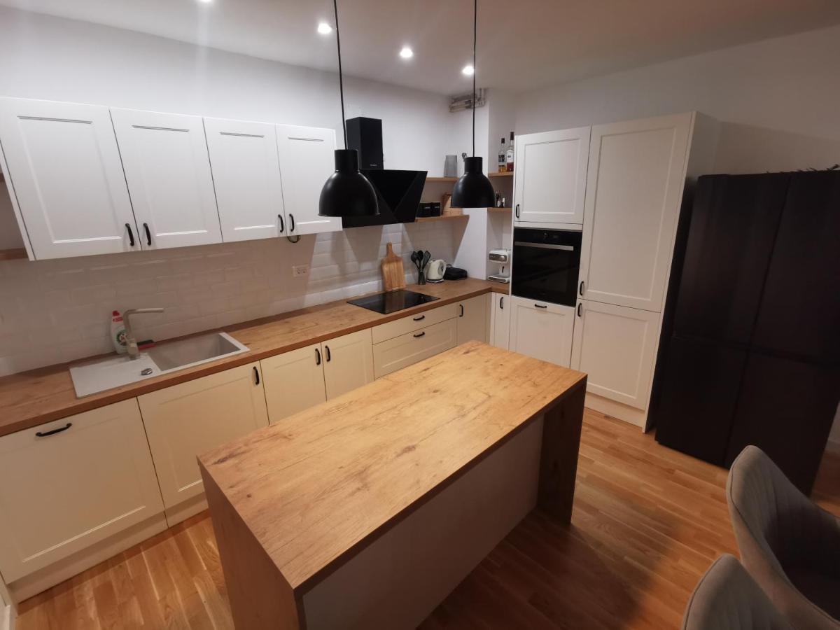 Apartman Konfidenca 比奥格勒·纳·莫鲁 外观 照片