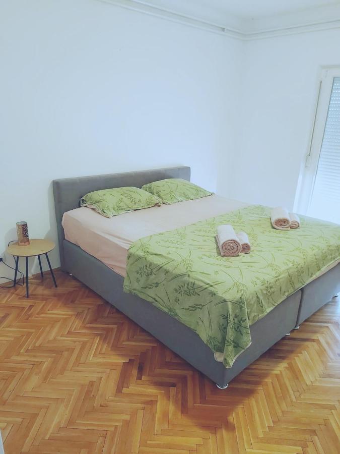 Apartman Konfidenca 比奥格勒·纳·莫鲁 外观 照片